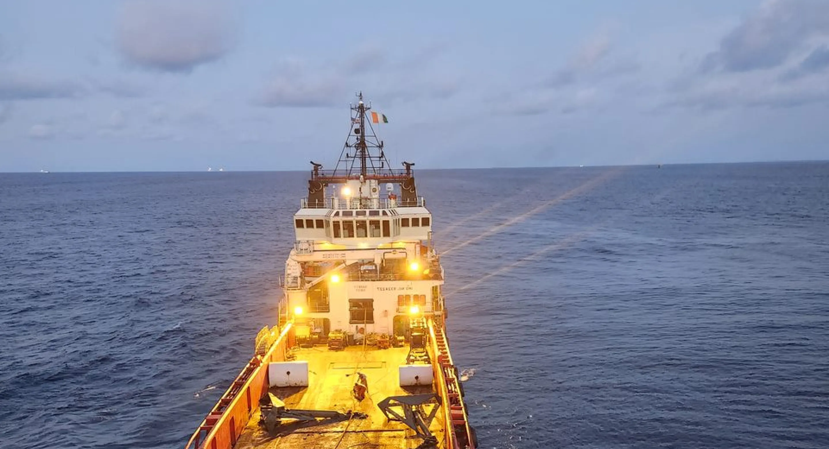 Underwater marine operations and offshore services background